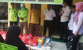 27 Juli 2022, #Probebaya, pembagian paket sembako ke warga yang membutuhkan di RT.015