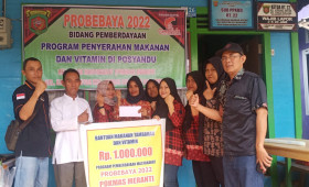 11 September 2022, #Probebaya Pemberian bantuan berupa uang pembelian makanan dan vitamin di Posyandu wilayah Pokmas Meranti