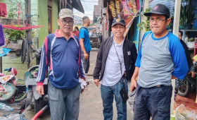 26 November 2022, Dasawisma RT. 024 dan RT. 025 melaksanakan kegiatan gotong royong di Jalan Ulin Gang 6 & 8 dan juga dihadiri oleh Lurah Karang Anyar.