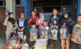 Sabtu, 10 Juni 2023 Penyerahan bantuan paket pendidikan RT 35 pokmas Mekah