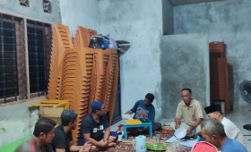 Kamis, 07 Desember 2023, Sekretaris Kelurahan dan staf menghadiri dan mengawasi jalannya kegiatan Rembuk warga di RT. 014, 021, 027, 030,037, 038 untuk penentuan kegiatan Probebaya di tahun 2024