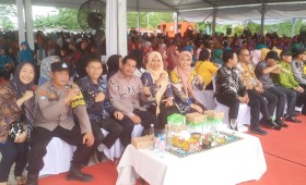 Jumat, 30 Agustus 2024, Lurah bersama seluruh staf menghadiri dan mengikuti kegiatan pembersian secara simbolis kegiatan-kegiatan Probebaya tahun 2024 se Kecamatan Sungai Kunjang di Taman Olah Bebaya pada jam 15.00 Wita