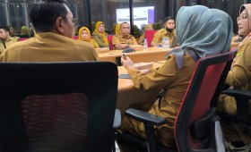 Selasa, 24 Juni 2015, Kasie Ekobang dan Kasie Kesra menghadiri Rapat Pelaksanaan Probebaya Triwulan 2 Tahun 2025 di Ruang Rapat Baperidda Kota Samarinda.