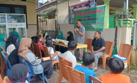 Sabtu, 28 Juni 2025, Plt.Lurah menghadiri kegiatan Sosialisasi Narkoba bersama TP.PKK Kelurahan Karang Anyar dan Jaringan Remaja Waspada Narkoba Kelurahan Karang Anyar di wilayah RT.001,002,003 Karang Anyar.