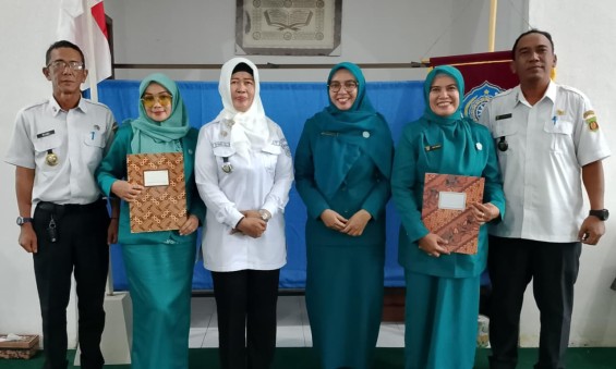 Pelantikan Ketua TP PKK Kelurahan Karang Anyar